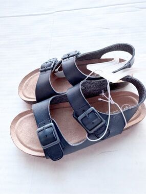 Reagan New Double Strap Sandals in Navy Blue
NWOT